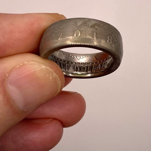 2018 Kennedy Half Dollar Coin Ring Wide Band Chunky Bold - Picture 1 of 11